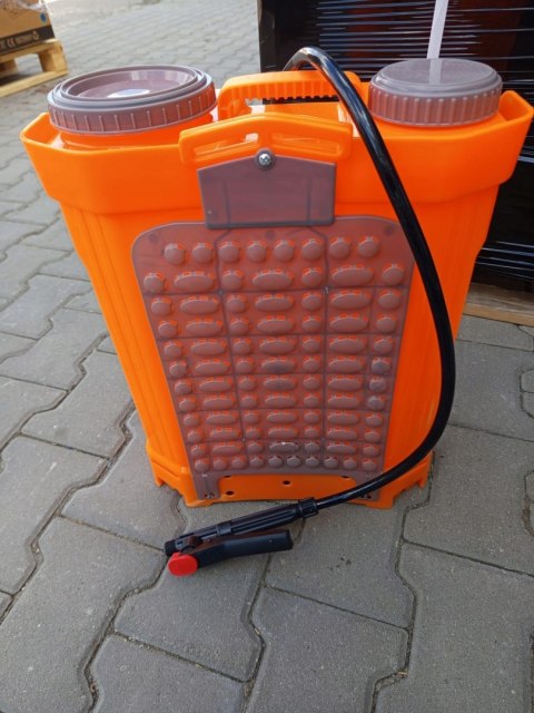OUTLET W912 Opryskiwacz AKUMULATOROWY Plecakowy Ciśnieniowy ELEKTRYCZNY 16L