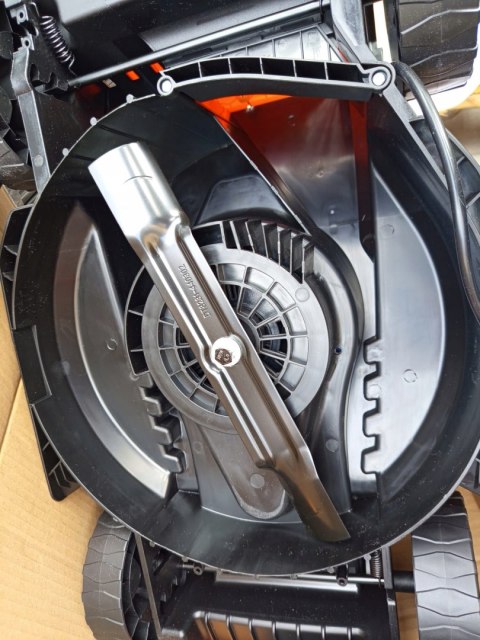 OUTLET W925 KOSIARKA ELEKTRYCZNA DO TRAWY DUŻA MOC KOSZ 30L 32CM 2500W