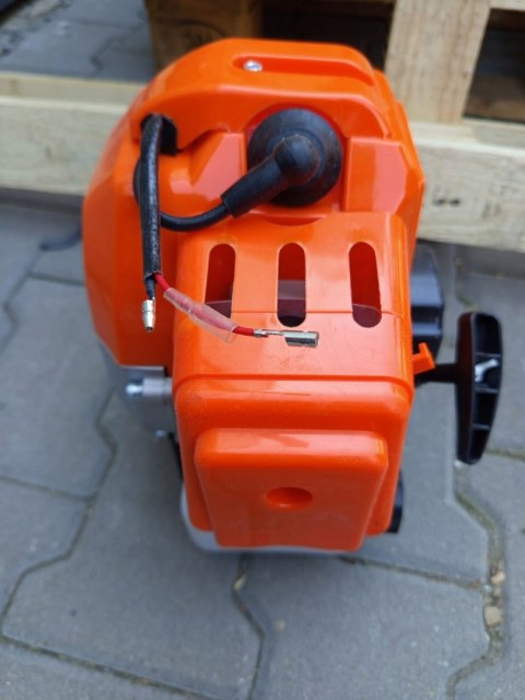 OUTLET W927 GLEBOGRYZARKA SPALINOWA KULTYWATOR DO GLEBY ZIEMI AERATOR 5,2KM