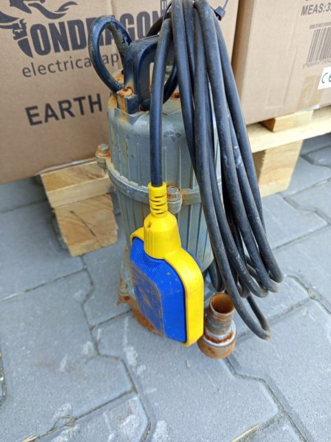 OUTLET W928 POMPA DO WODY BRUDNEJ SZAMBA Z ROZDRABNIACZ-EM PŁYWAK-IEM