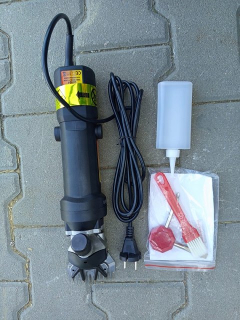 OUTLET W930 MASZYNKA NOŻYCE DO STRZYŻENIA OWIEC BYDŁA 1050W