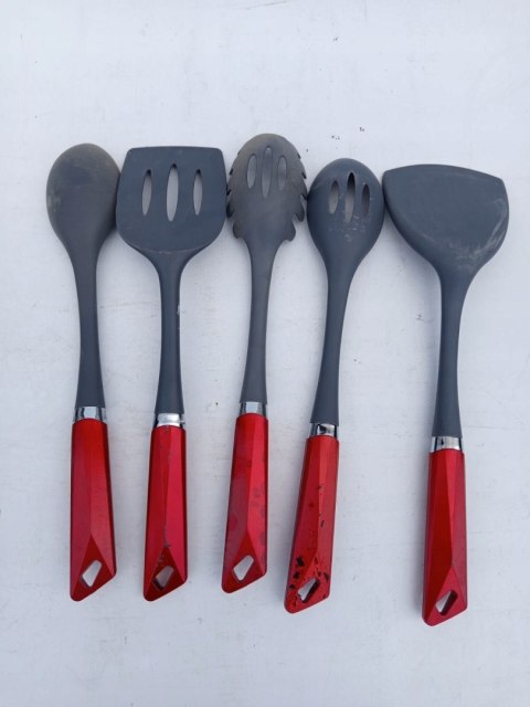 OUTLET W118 PRZYBORY KUCHENNE AKCESORIA ŁOPATKA ŁYŻKA