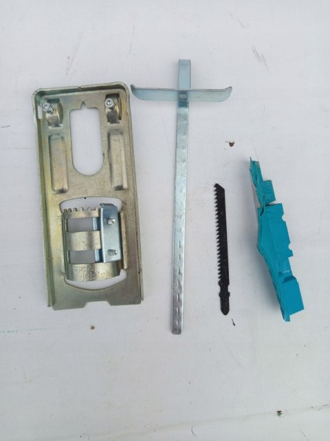 OUTLET W387 WYRZYNARKA Z LASEREM PRZECINARKA PIŁA DREWNA 1950W