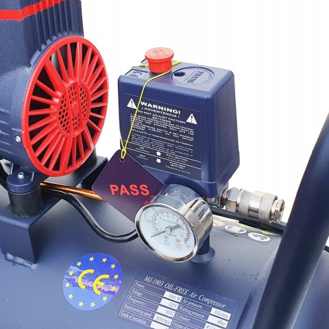 KOMPRESOR BEZOLEJOWY 24L SPRĘŻARKA DWUTŁOKOWY