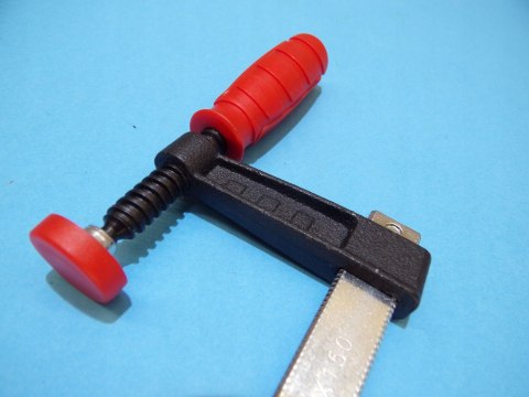 ŚCISK STOLARSKI ŚRUBOWY TYP F 300KG 150X50MM KD10717