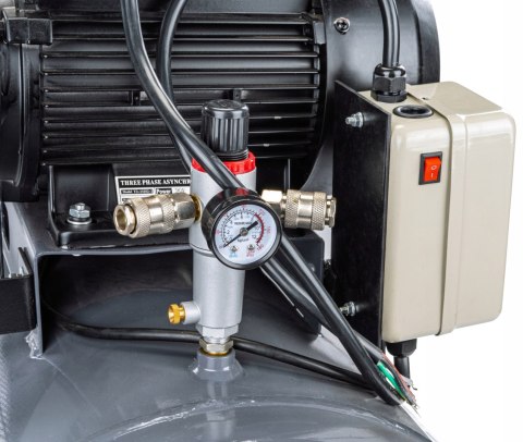 Kompresor olejowy Powermat PM-KO-200T-400V 200 l 8 bar