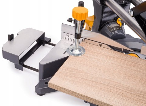 Piła ukośnica Powermat 2400 W 255 mm