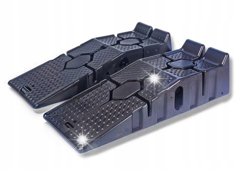 NAJAZDY 2 SZT SAMOCHODOWE WARSZTATOWE RAMPY NAJAZD PLATFORMY SZEROKIE 3T