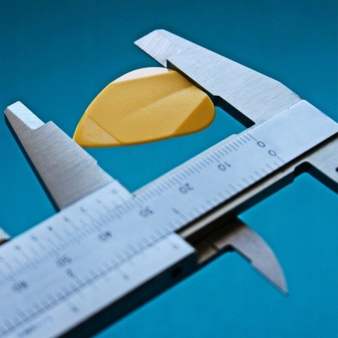 SUWMIARKA NONIUSZOWA ANALOGOWA ZE STALI NIERDZEWNEJ 0-150mm + ETUI