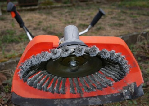 DRUCIAK TARCZA SZCZOTKA DRUCIANA DO KOSY CHWASTY