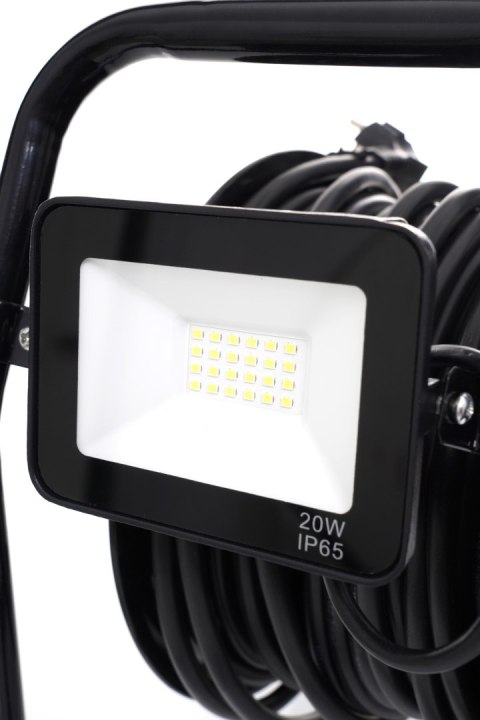 PRZEDŁUŻACZ BĘBNOWY NA BĘBNIE ZWIJAK 30M 4 GNIAZDA + LAMPA LED 20W KD4037