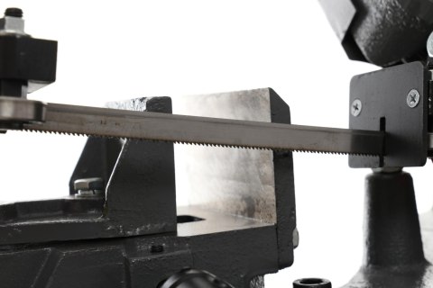 PRZECINARKA TAŚMOWA PIŁA DO METALU KD1734 230V SKRĘTNE RAMIĘ -45°60° 150mm