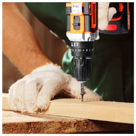 WIERTARKO WKRĘTARKA AKUMULATOROWA NASADKI BITY LED WALIZKA ZESTAW AKU X2